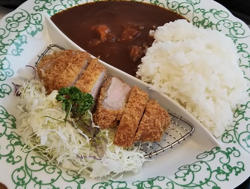 まるやまのかつカレー