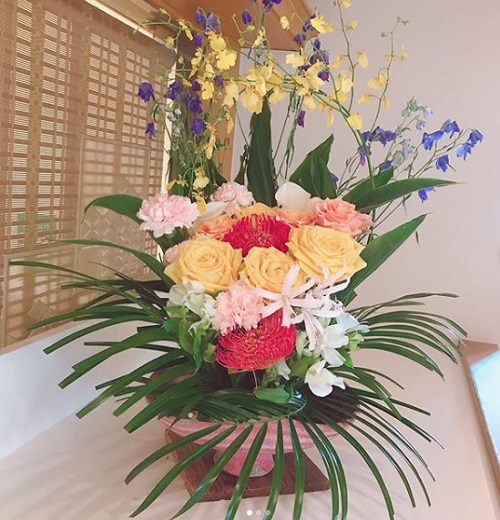かつ丸いわきの生花①